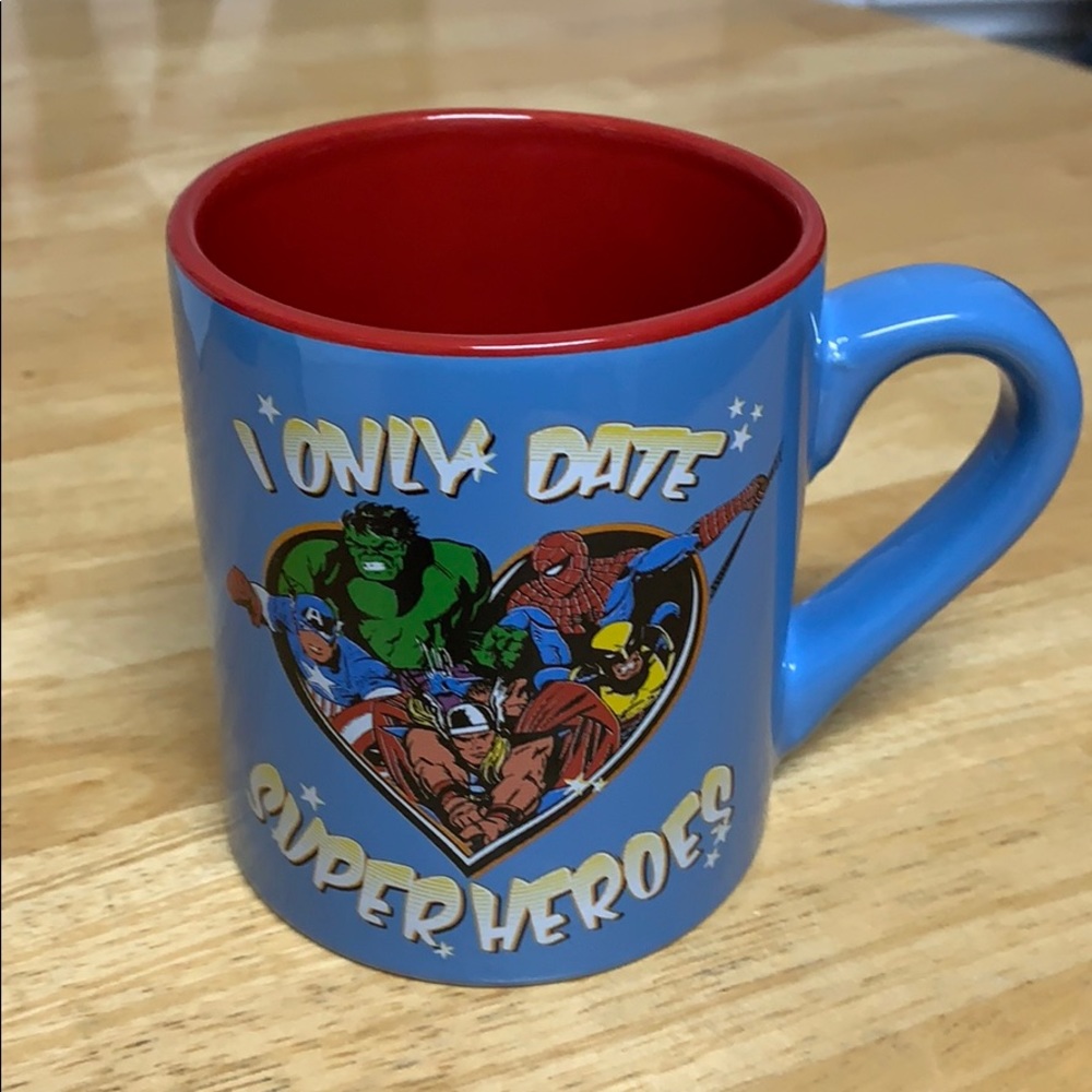 ⭐️3/$20⭐️ Marvel super hero coffee mug - Picture 1 of 2